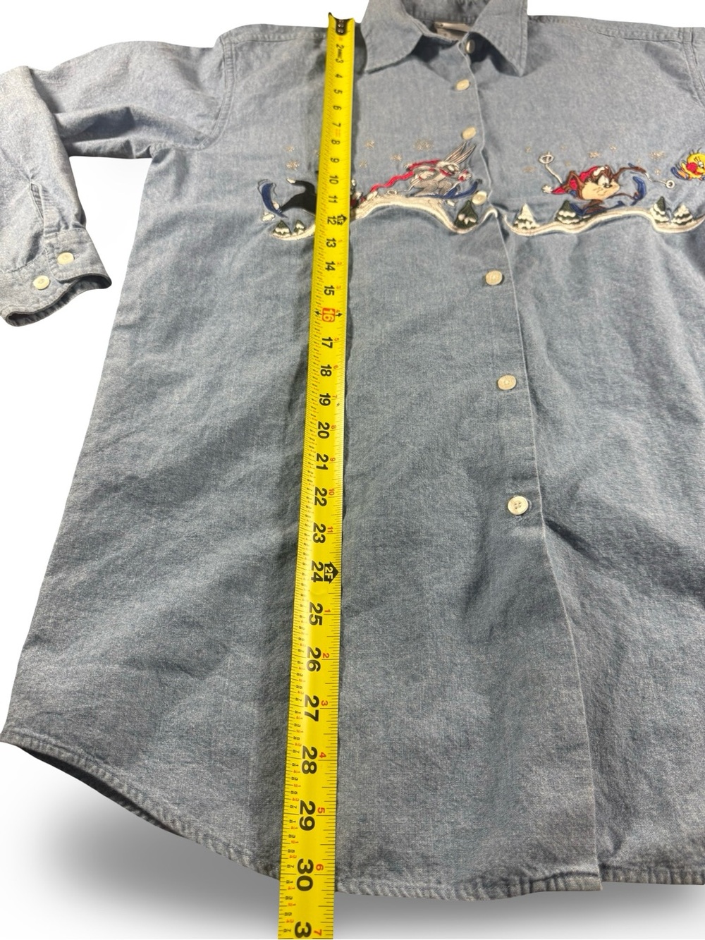 VTG 90's Looney Tunes Warner Bros. Studio Store Denim Button Up Shirt Size S - Picture 9 of 12